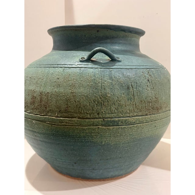 1981 Signed Diaz Studio Pottery Monumental Vase in Matte Green Glaze For Sale - Image 4 of 8