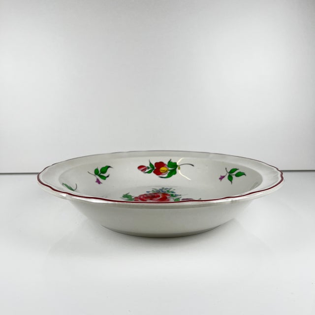 Réverbère Salad Bowl with Rim and Pink Pattern from KG Lunéville, 1980s For Sale - Image 3 of 6