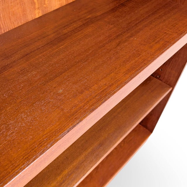 Teak Bookcase by Børge Mogensen for Søborg Møbelfabrik, 1960s For Sale - Image 9 of 11