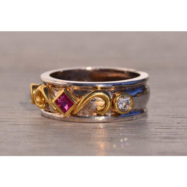 1980s The 190th Avenue: Carre Cut Natural Ruby and Round Brilliant Cut Natural Diamond Two Tone Band For Sale - Image 5 of 11