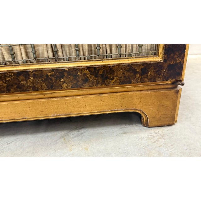 1970s Mid-Century John Widdicomb Lacquered Moorish Cabinet For Sale - Image 12 of 18