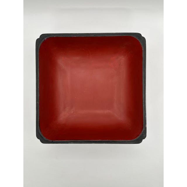 Wood Early 20th Century Chinese Export Double Phoenix Lacquer Box For Sale - Image 7 of 12