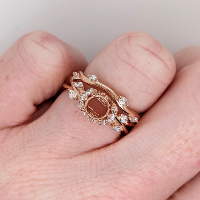 2020s Dainty Natural Diamond Stackable Band: Solid 14k Gold - Minimal Fine Jewelry, Size 6.75 For Sale - Image 5 of 6