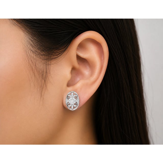 Art Deco Late 20th Century 18K White Gold Diamond Floral Designer Earrings, Pair For Sale - Image 3 of 3
