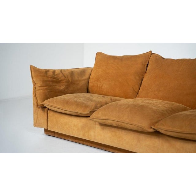 Mid-Century Modern Sofa "Cado" by Gunnar Gravesen and David Lewis Divano for ICF, Velvet upholstery Caramel brown shade...