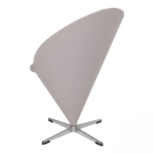 Fritz Hansen Cone Chair in Grey Fabric by Verner Panton for Fritz Hansen For Sale - Image 4 of 5
