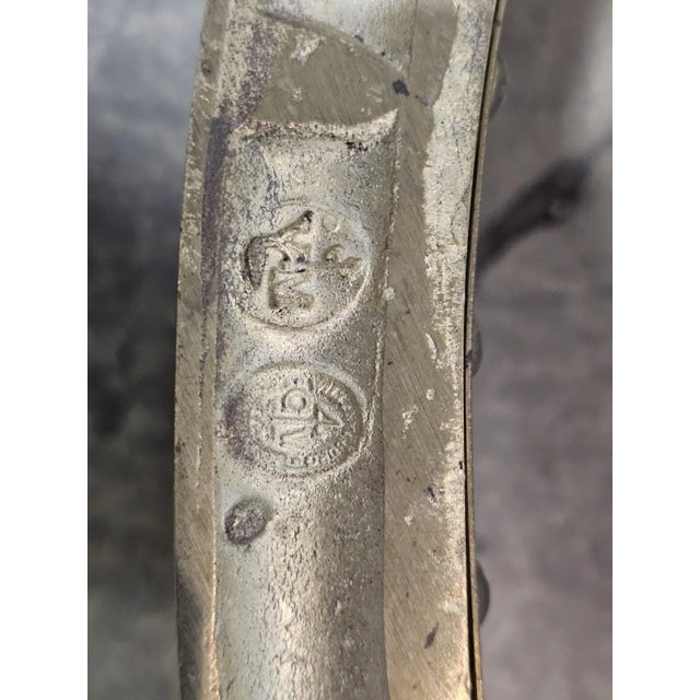 Late 20th Century Virginia Metalcrafters Colonial Williamsburg Brass Serpentine Fender Cw 102 For Sale - Image 13 of 13