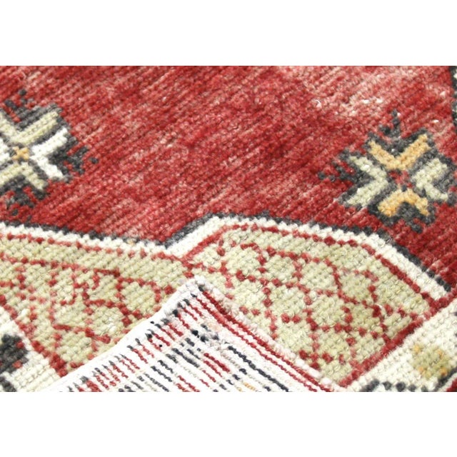 1960s Turkish Oushak Rug For Sale - Image 4 of 7