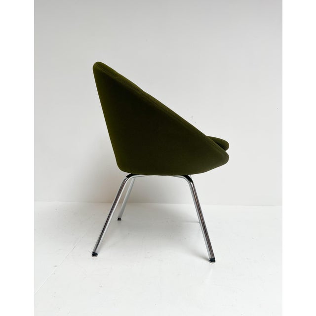 Conic Chair from Allemuir, England, 2012 For Sale - Image 11 of 15
