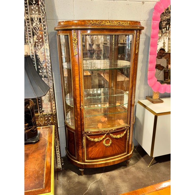 French 19th C. French Louis XVI Linke Manner Vitrine For Sale - Image 3 of 9