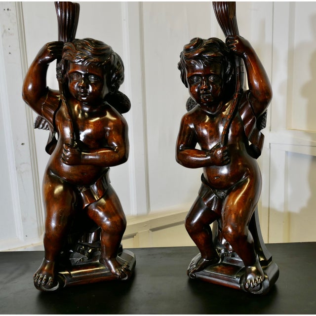 18th Century Carved Walnut Putti, Set of 2 For Sale - Image 6 of 16