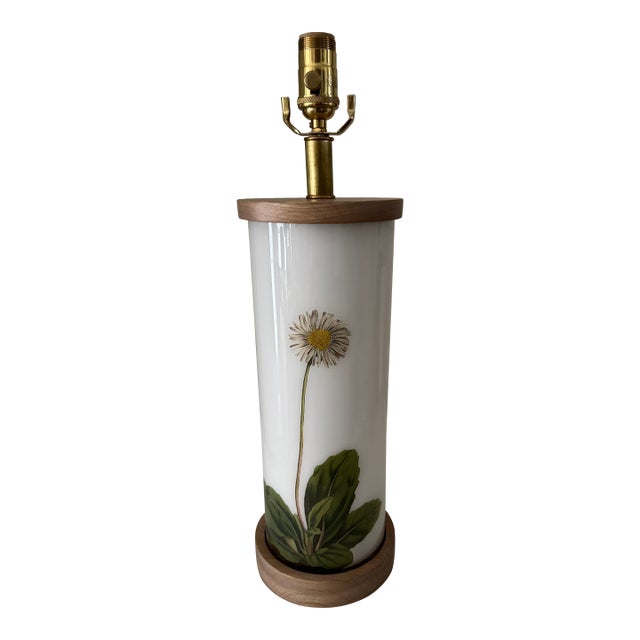 Charming Daisy Botanical Decoupage Lamp For Sale