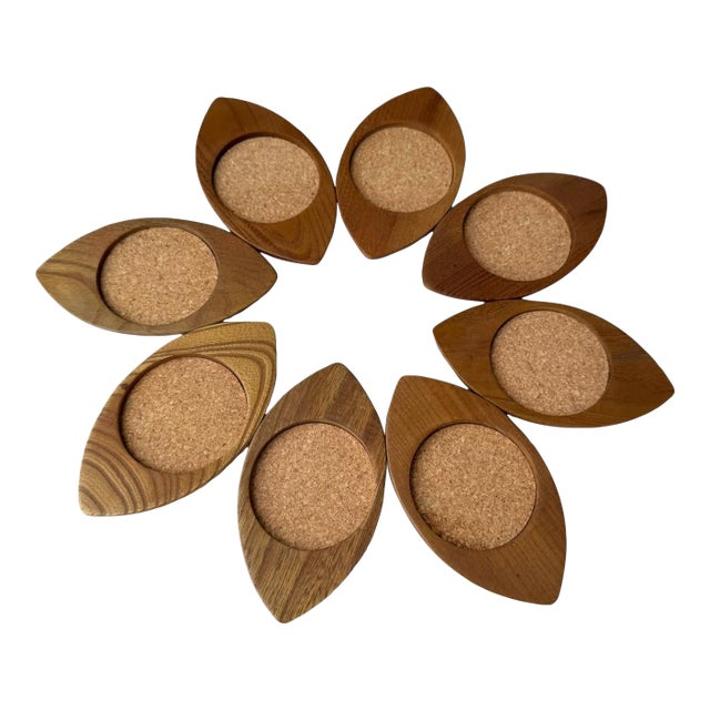 1960s Mid Century Modern Ellipse Form Wood & Cork Coasters — Set of 8 For Sale