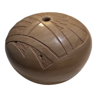 Hopi-Tewa Pottery Seed Jar Signed Jemez For Sale