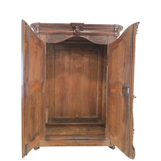 18th Century French Carved Oak and Walnut Armoire with Mask and Cartouches, 1700s For Sale - Image 5 of 10