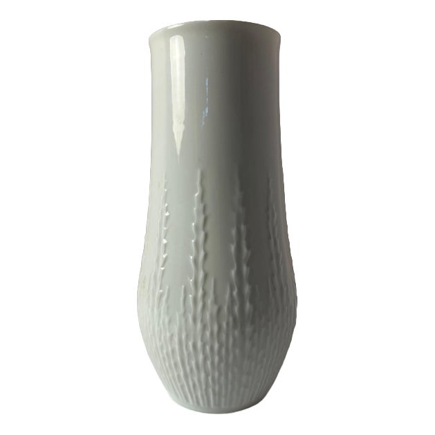 White Porcelain Vase by Hans Achtziger for Hutschenreuther For Sale
