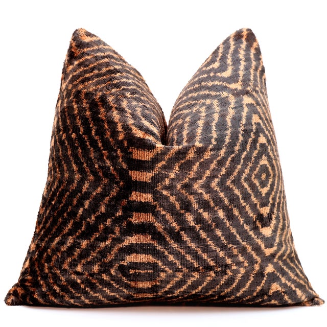Hand-Knotted Silk Velvet Ikat Diamond Pillow - 16x16 Coffee & Bronze For Sale - Image 4 of 8