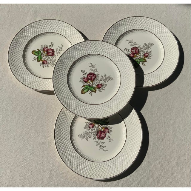 Ceramic Set of Four Copeland Spode Mansard Red Rose Dinner Plates, c.1930 For Sale - Image 7 of 11