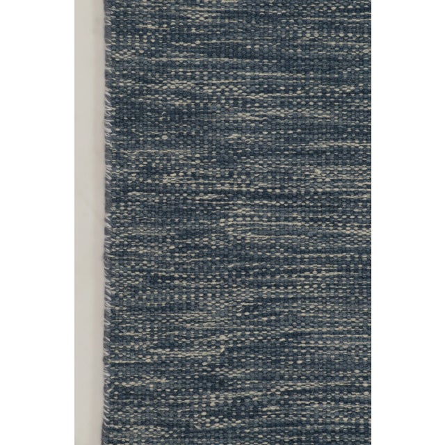 Textile Contemporary Oversized Textural Wool & Natural Yarn Rug by Rug & Kilim, India For Sale - Image 7 of 11
