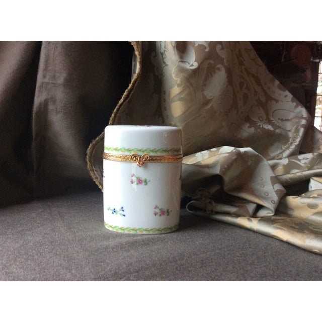 Limoges Porcelain Cigarette Box With Roses & Blue Cornflowers For Sale - Image 10 of 10