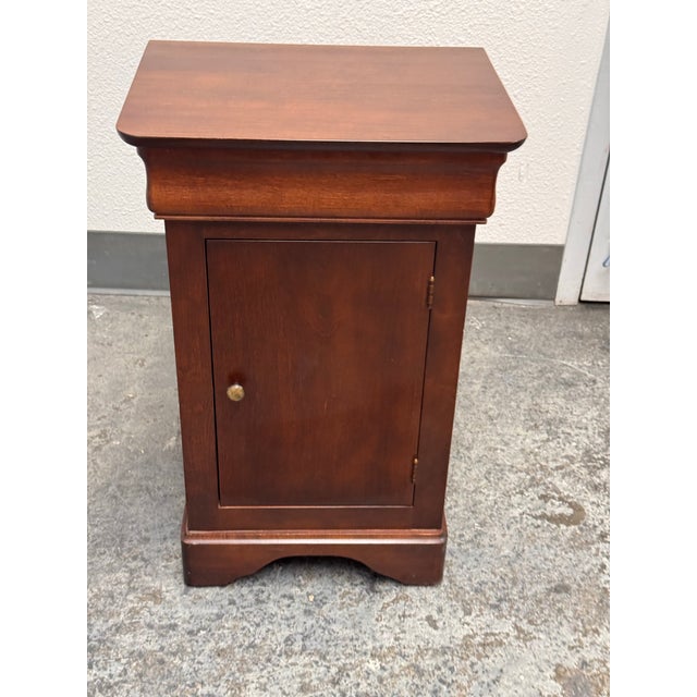 Shermag Louis Philippe Bedside Cabinet For Sale - Image 9 of 12