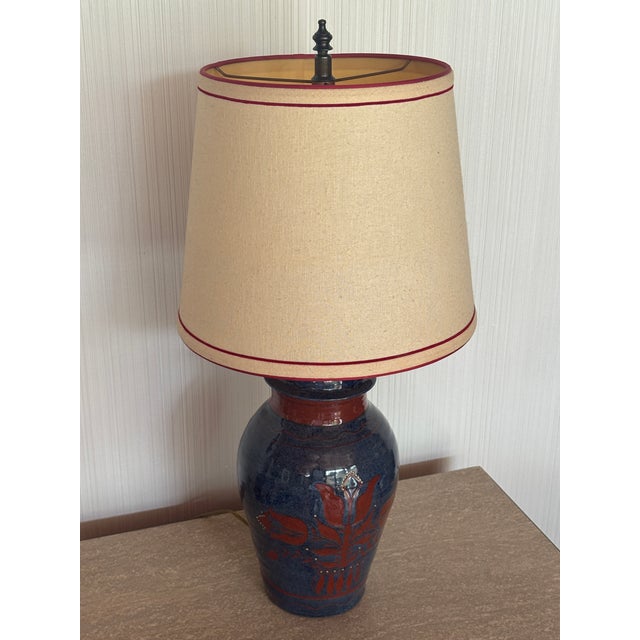 Special 1986 vintage Turtle Creek Pottery ceramic table lamp. Created by Artist lamp sculptor G. Shooner in 1986. Really...