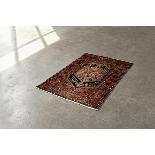 Vintage Hand-Woven Oriental Rug in Wool, 1960s For Sale - Image 18 of 18