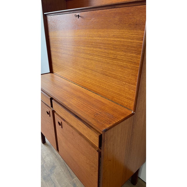 Mid-Century Modern Scandinavian-Style Teak Bookcase from Vanson, 1960s For Sale - Image 15 of 16