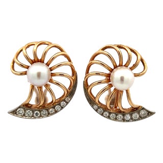1950s American Two-Tone Gold Pearl and Diamond Fan Ear Clips, Pair For Sale