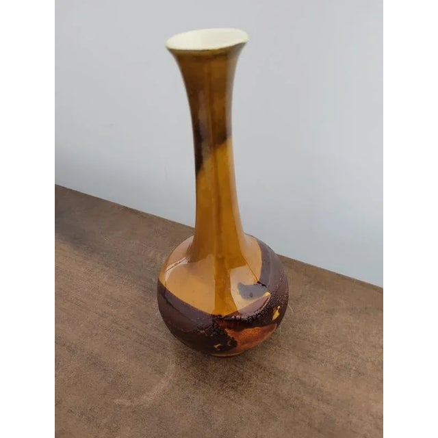 Royal Haeger 1970's Mid-Century Modern Royal Haeger "Earth Wrap" Art Pottery Flower Pot For Sale - Image 4 of 8