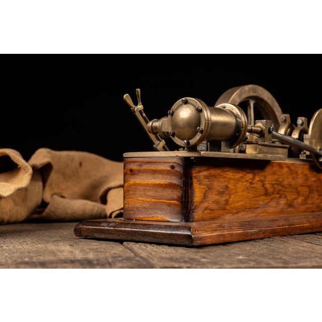 Mid 20th Century Vintage Brass Steam Engine Valve Gear Demonstration Model For Sale - Image 5 of 8