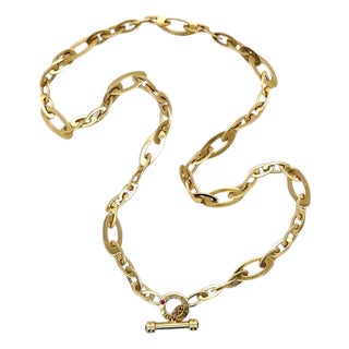 Roberto Coin, Yellow Gold Oval Link Toggle Necklace, 18k For Sale