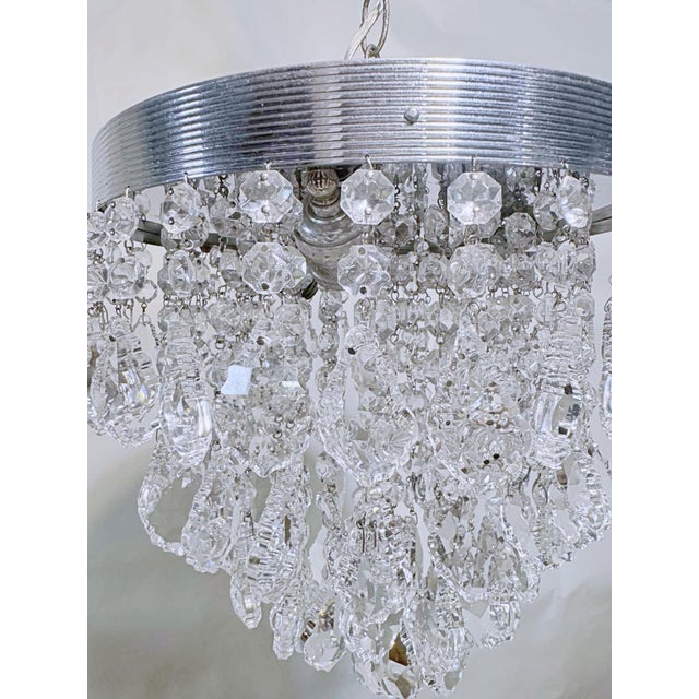 Mid 20th Century Hollywoord Regency Ridged Chrome Rim With French Pendalogue Crystals For Sale - Image 4 of 12
