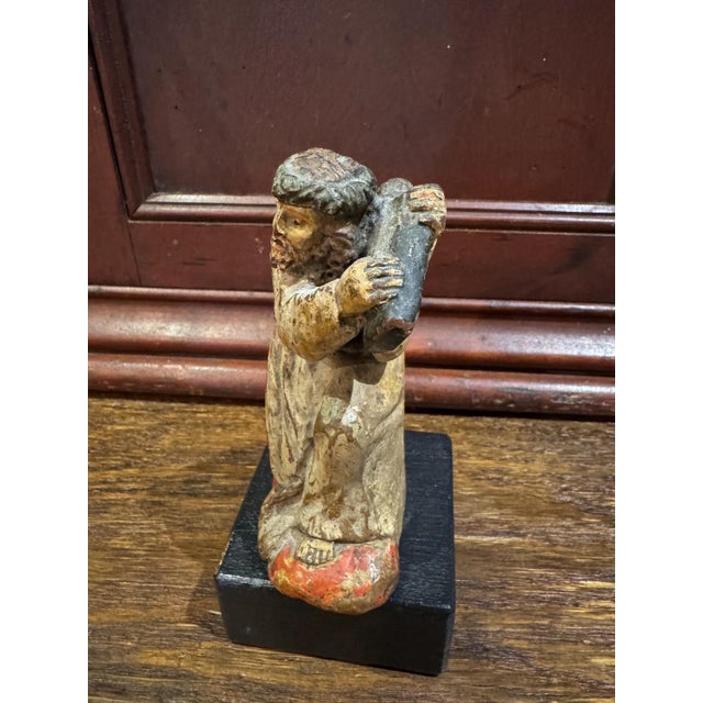 19th Century 19th Century Santos Sculpture- Christ Bearing the Cross on Stand- Terracotta For Sale - Image 5 of 10