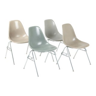 Vintage Herman Miller Eames Fiberglass Shell Chairs - Set of 4 For Sale