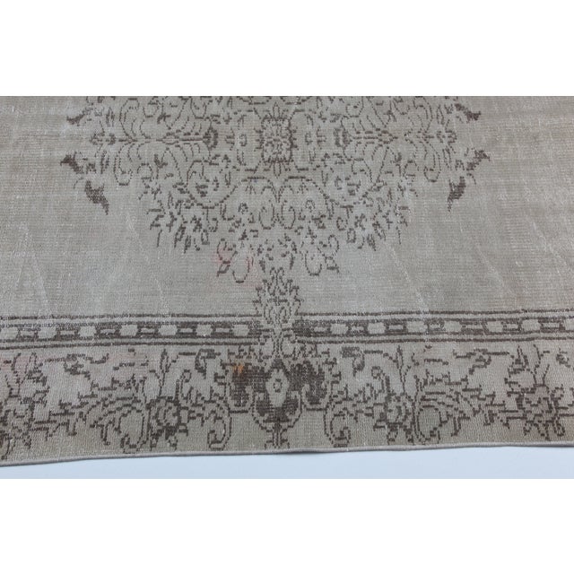 Textile Vintage Distressed Oushak Rug – Faded Neutrals, Classic Floral Medallion -4' 9'' X 7' 11'' For Sale - Image 7 of 12