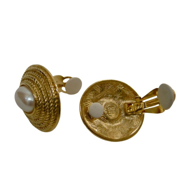 Modern Givenchy 1980s Oval Gold Plated Rope Glass Pearl Earrings, 2 Pieces For Sale - Image 3 of 4