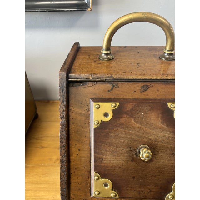 English Antique English Oak and Brass Coal Scuttle For Sale - Image 3 of 8