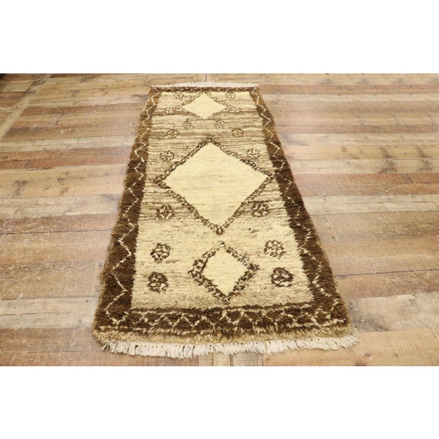 Textile Vintage Berber Moroccan Rug - 02'06 X 06'02 For Sale - Image 7 of 9