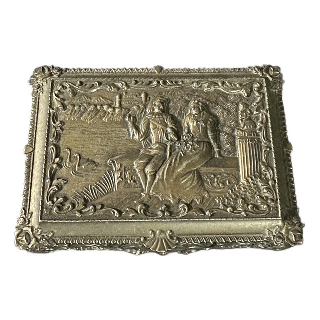 Vintage Mid 20th Century Romantic Jewelry/Trinket Box For Sale