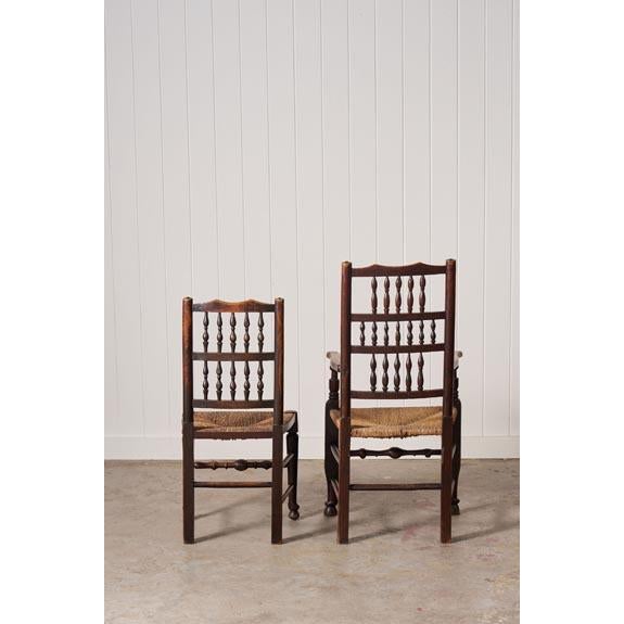 Set of 10 Late 18th Century Oak Lancaster Spindle Rush Seat Chairs (2 Arms, 8 Sides) For Sale - Image 4 of 7