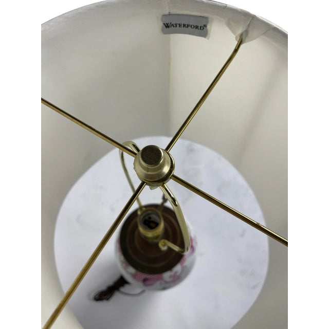 1920s White Chinese Export Samson Armorial Lamp With Order of the Garter Decoration For Sale In Boston - Image 6 of 7