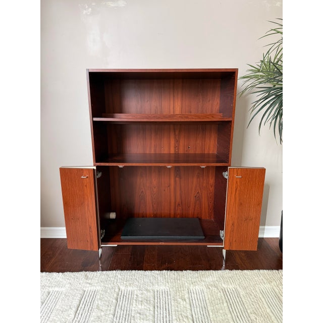 Beautiful rosewood cabinet made by German high-end furniture manufacturer Hülsta-Worke circa the 1950s. This cabinet...