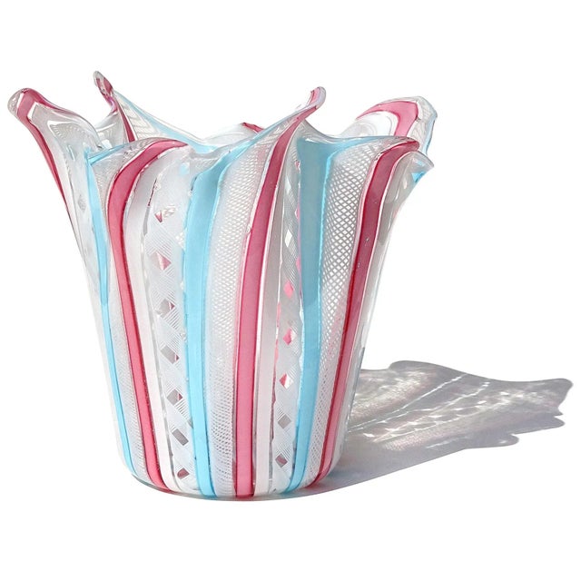 Vintage Murano Fratelli Toso Pink White Blue Italian Art Glass Decorative Fazzoletto Flower Vase For Sale In Orlando - Image 6 of 11