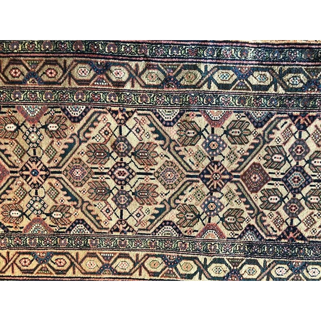 The runner that I am offering here, is one of those pieces that if someone was looking for one with the all the...