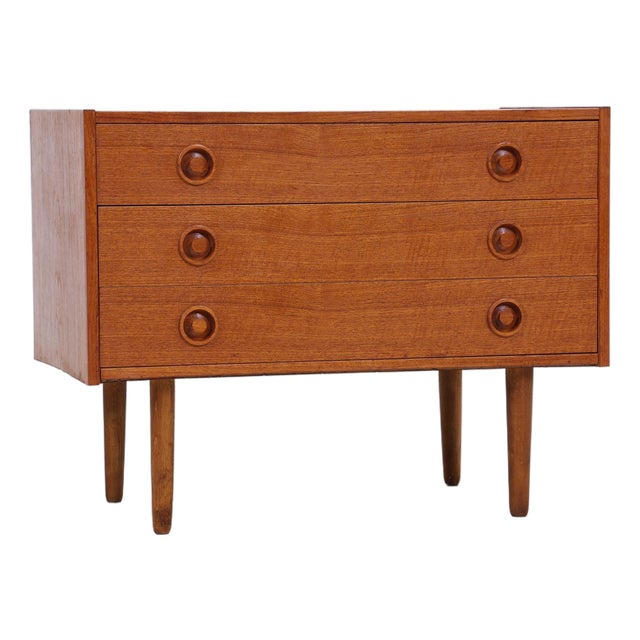 Mid-Century Teak Chest of Drawers For Sale