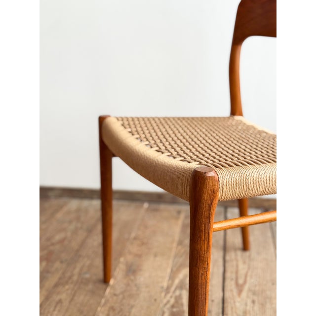 Wood Mid-Century Danish Model 75 Dining Chairs in Teak by Niels Møller for J.L. Møllers, 1950s, Set of 4 For Sale - Image 7 of 15