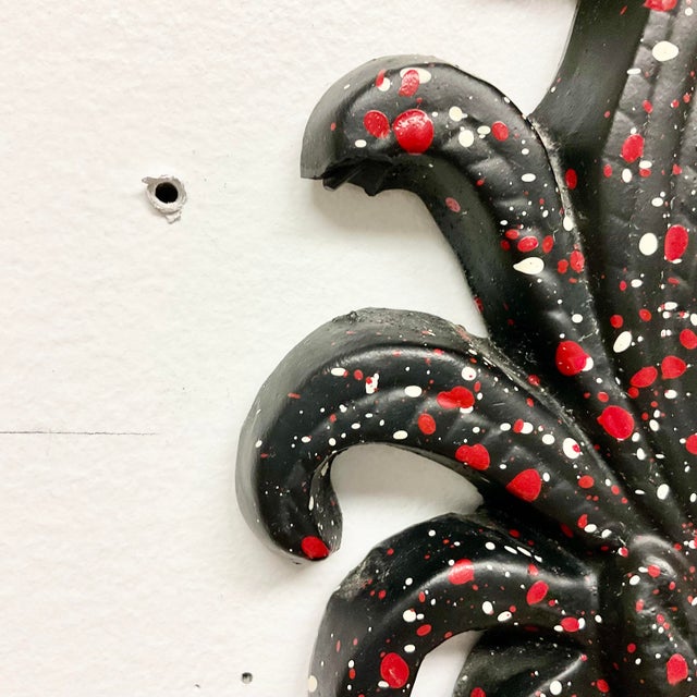 1950s Vintage Boho Chic Farmhouse Rooster Sculptural Wall Objects, Splattered Finish - A Pair For Sale - Image 10 of 10