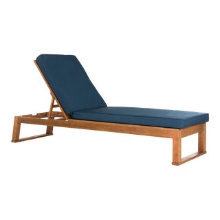 Contemporary Sunlounger in Natural & Navy For Sale