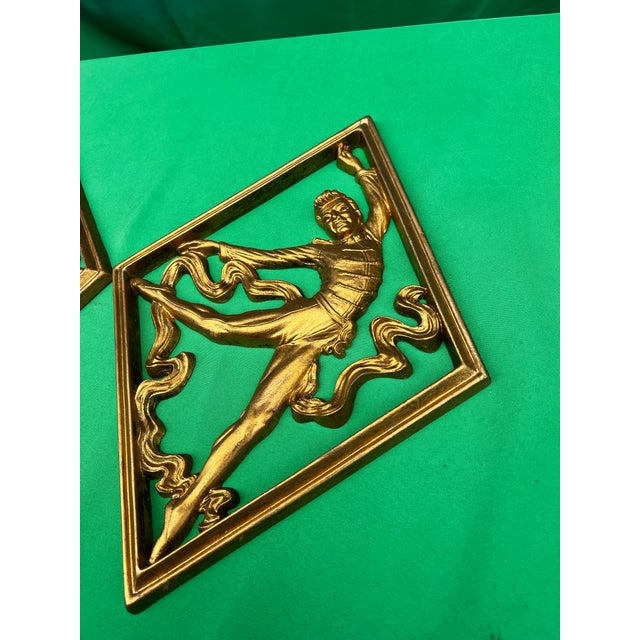 Figurative Vintage Pair of Gold Syroco Figurative Wall Hangings For Sale - Image 3 of 9